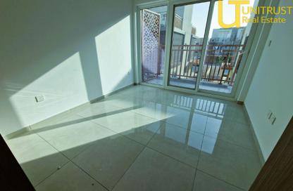 Townhouse - 4 - 4 for rent in Verona - Damac Hills 2 - Dubai