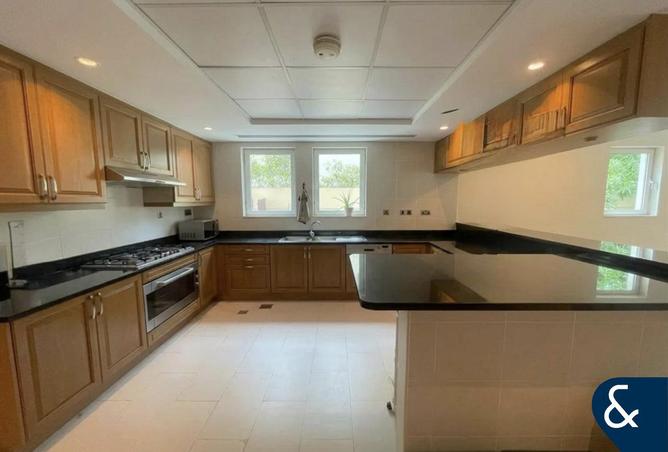 79382786 - Property Image 3