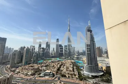 Apartment - 2 Bedrooms - 2 Bathrooms for rent in Burj Royale - Downtown Dubai - Dubai