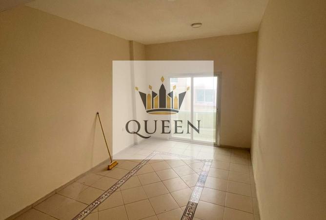 96112703 - Property Image 2