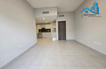 Apartment - 1 Bedroom - 2 Bathrooms for rent in Sun Point Dubai C - Sun Point Dubai - Dubai Production City (IMPZ) - Dubai Apartment - 1 Bedroom - 2 Bathrooms for rent in Sun Point Dubai C - Sun Point Dubai - Dubai Production City (IMPZ) - Dubai