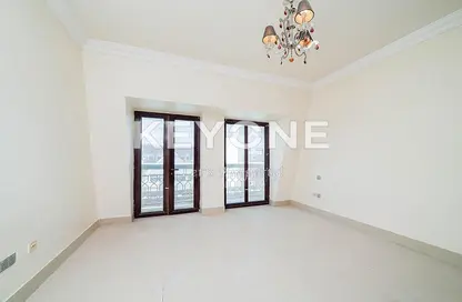 Apartment - 1 Bathroom for rent in Le Grand Chateau A - Le Grand Chateau - District 10 - Jumeirah Village Circle - Dubai