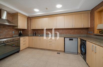 Apartment - 2 - 3 for rent in Al Habool - Shoreline Apartments - Palm Jumeirah - Dubai