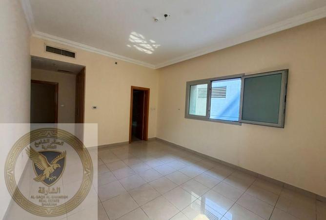 114182306 - Property Image 3