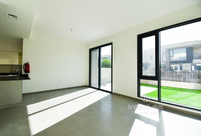 54940739 - صورة العقار 2