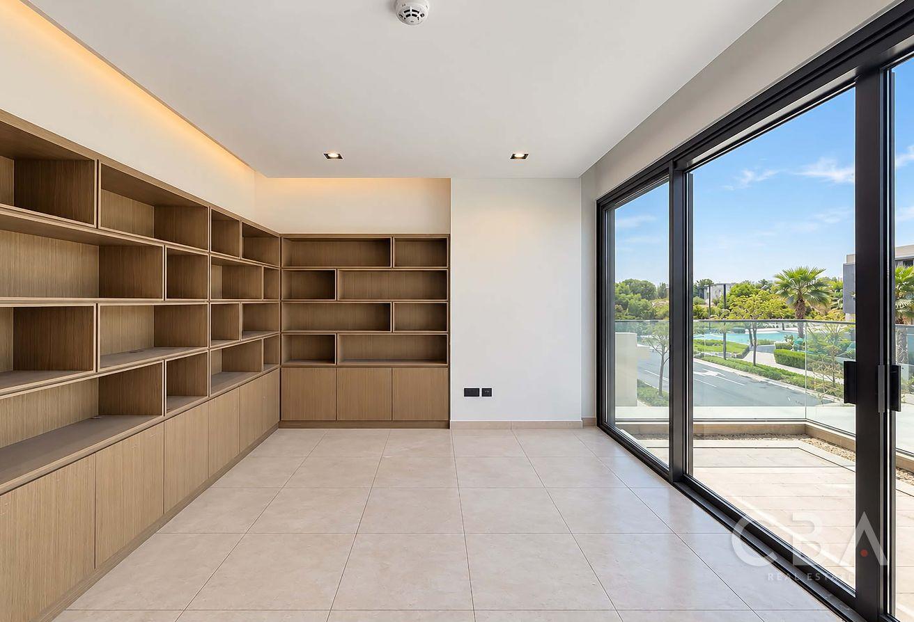 Private Pool | Park Backing | Ready to Move In photo 18
