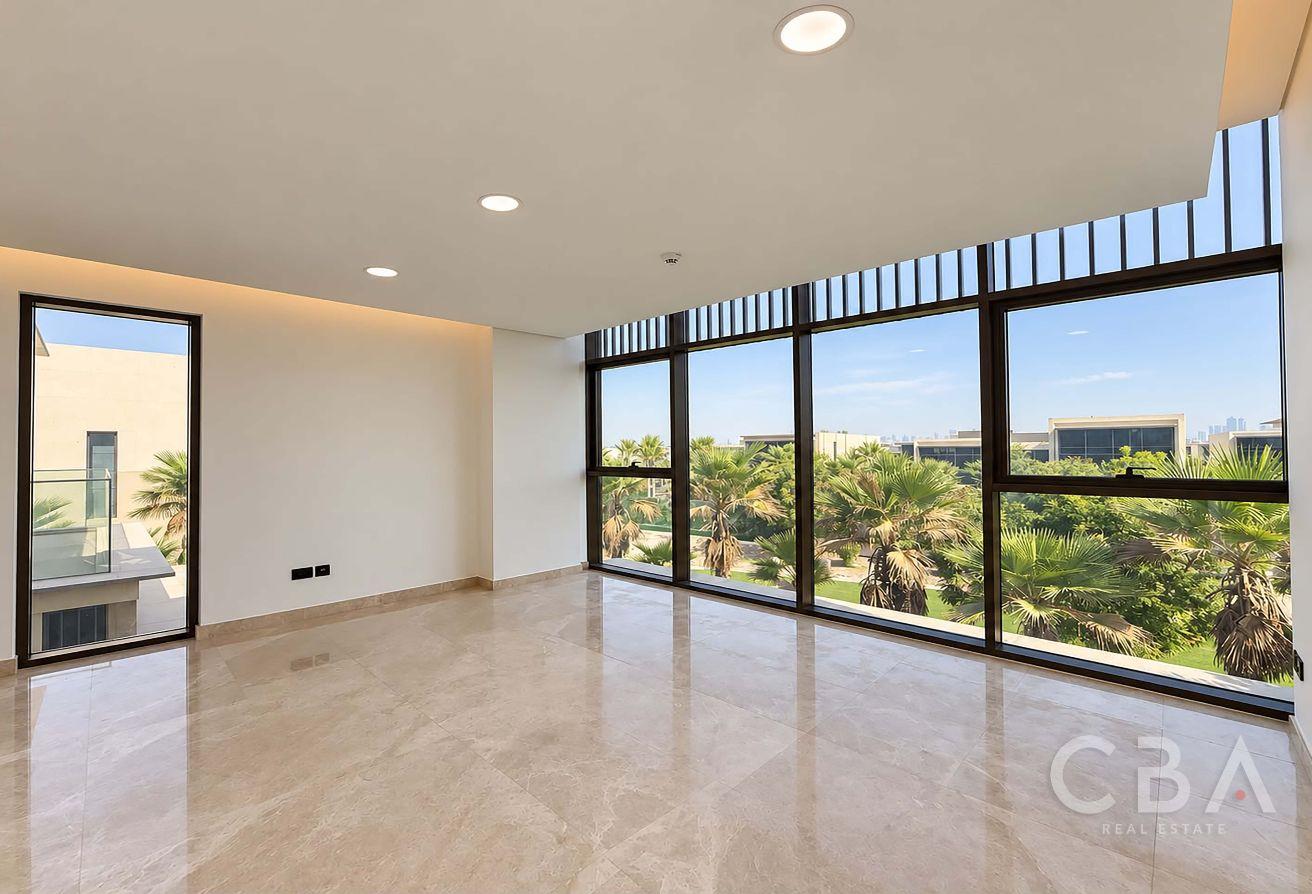 Private Pool | Park Backing | Ready to Move In photo 12