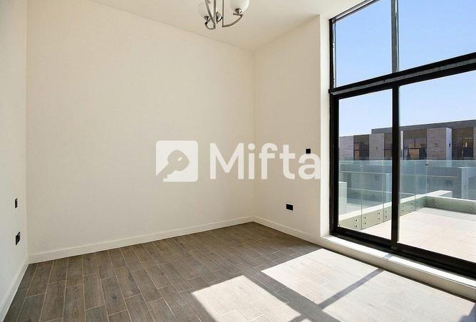 145070434 - Property Image 3