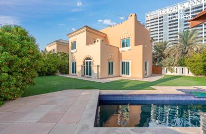 Villa - 5 - 5 for sale in Oliva - Victory Heights - Dubai Sports City - Dubai