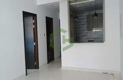 Apartment - 1 Bedroom - 2 Bathrooms for rent in Venus Residence - District 12 - Jumeirah Village Circle - Dubai