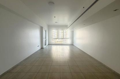 Apartment - 2 Bedrooms - 3 Bathrooms for rent in Marina Residences 2 - Marina Residences - Palm Jumeirah - Dubai