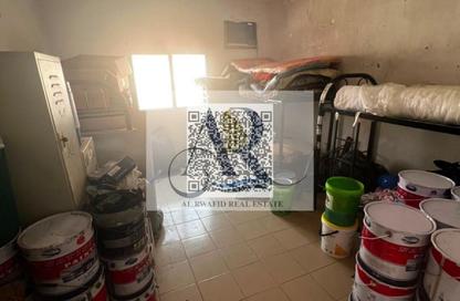 سكن عمال - استوديو - 8 حمامات للايجار في الجرف الصناعية 2 - الجرف الصناعية - عجمان سكن عمال - استوديو - 8 حمامات للايجار في الجرف الصناعية 2 - الجرف الصناعية - عجمان