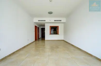 Apartment - 1 Bedroom - 2 Bathrooms for rent in MAG 218 - Dubai Marina - Dubai