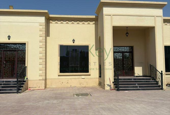 4BR+ Majilas+ maid's | two kitchen Upgraded villa — photo 2