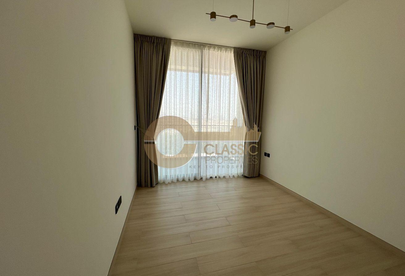 1 Bed Apartment with Spacious Balcony | Vacant photo 4