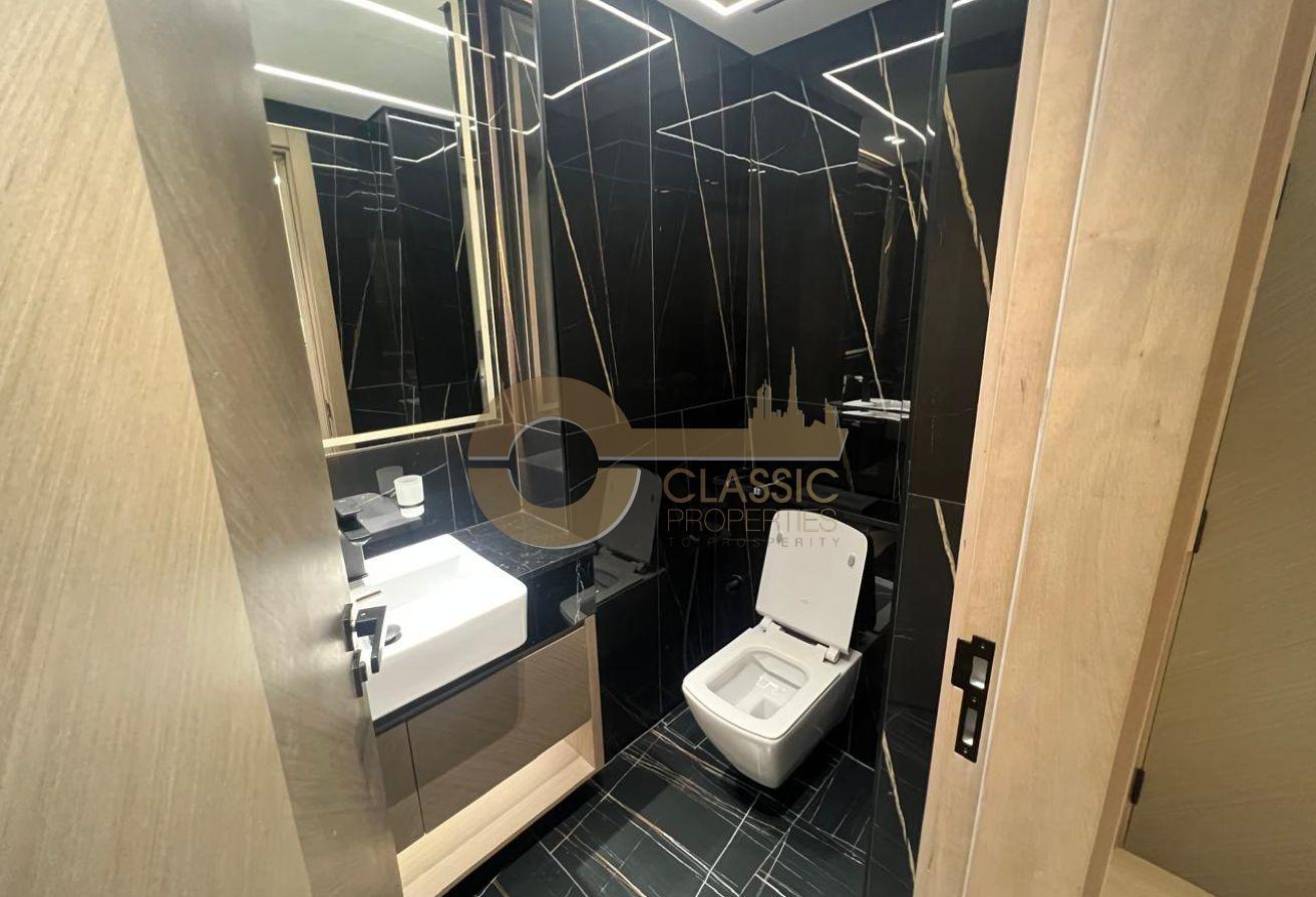 1 Bed Apartment with Spacious Balcony | Vacant photo 7