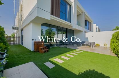 Townhouse - 4 - 5 for sale in District One Villas - District One - Mohammed Bin Rashid City - Dubai