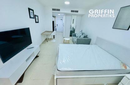 Apartment - Studio - 1 Bathroom for rent in Goldcrest Executive - JLT Cluster C - Jumeirah Lake Towers - Dubai