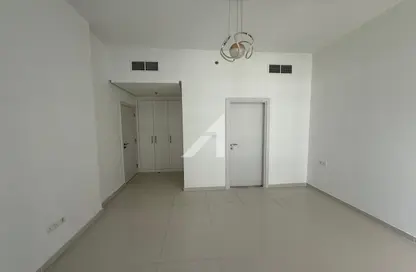 شقة - غرفة نوم - 2 حمامات للبيع في جولف بروموناد 3B - جولف بروميناد 3 - غولف تاون - داماك هيلز - دبي