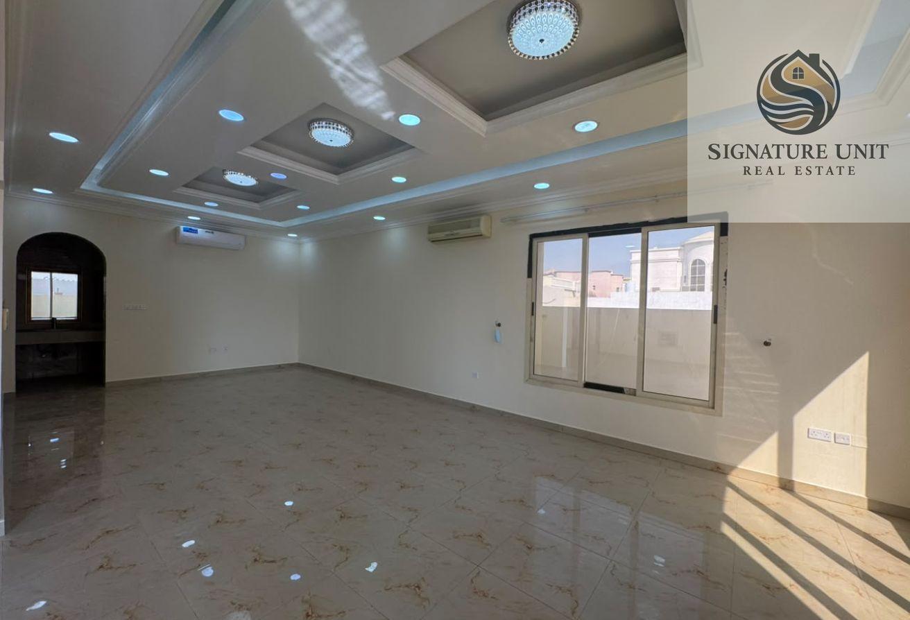 Spacious Villa | 4BR | Large Hall | Garden photo 11