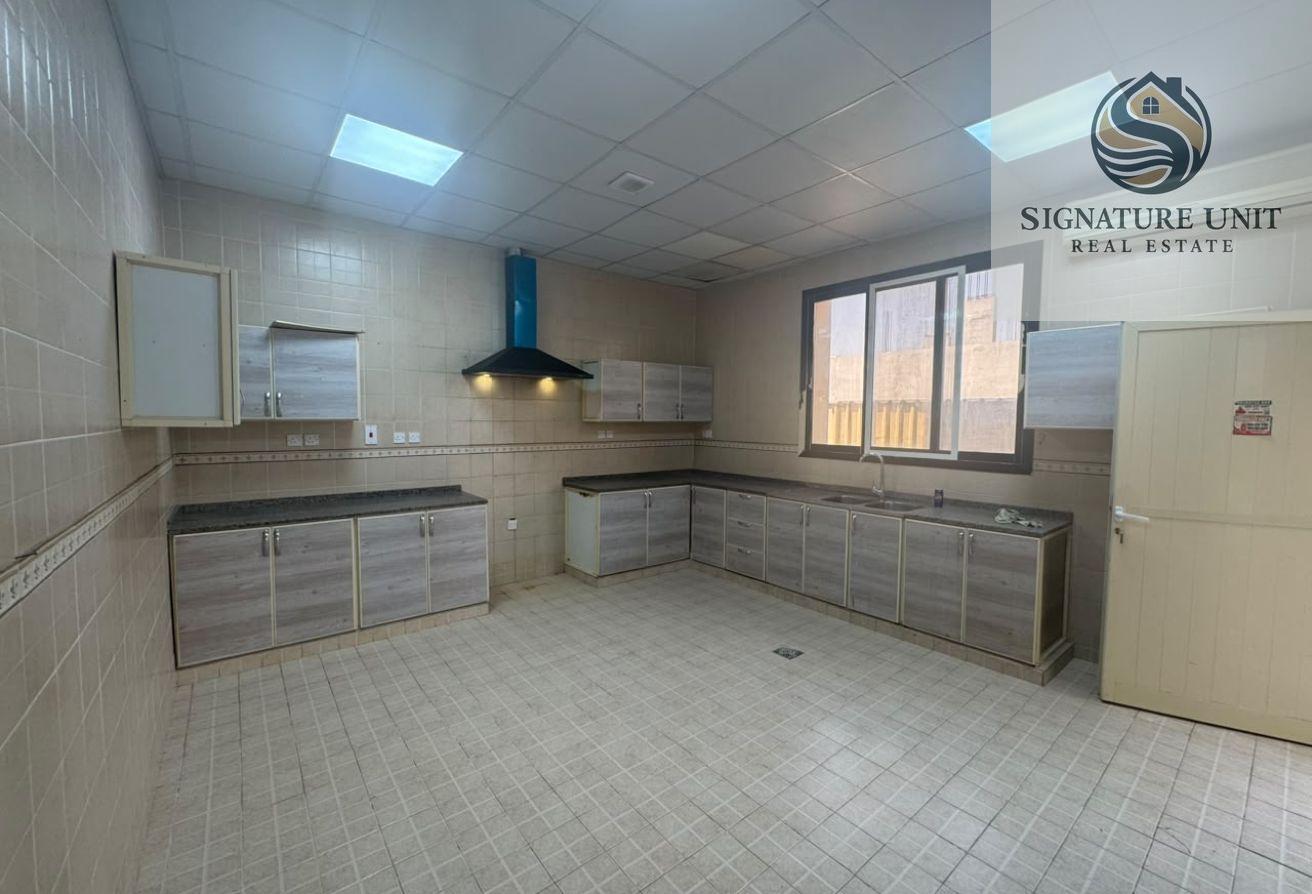 Spacious Villa | 4BR | Large Hall | Garden photo 13