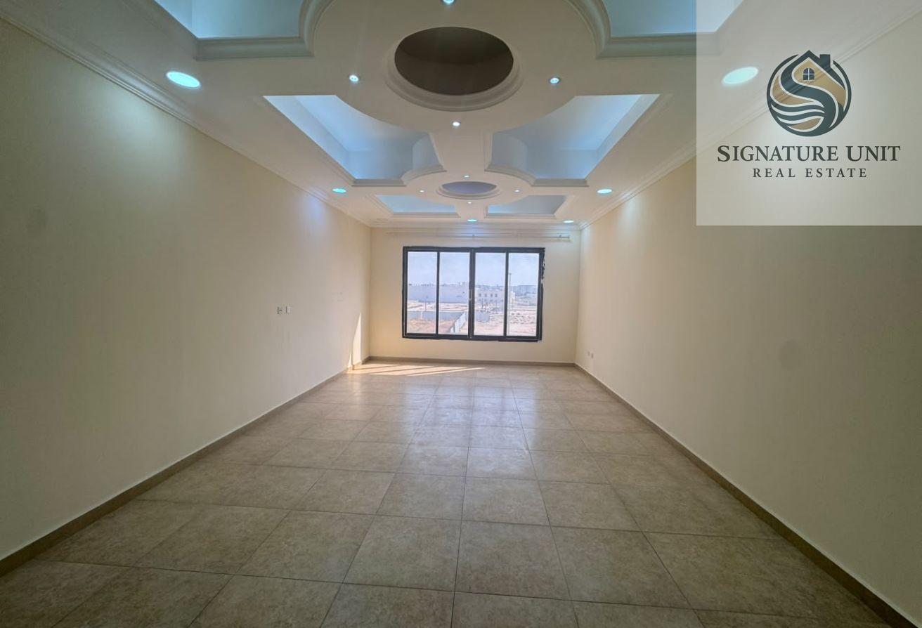 Spacious Villa | 4BR | Large Hall | Garden photo 4