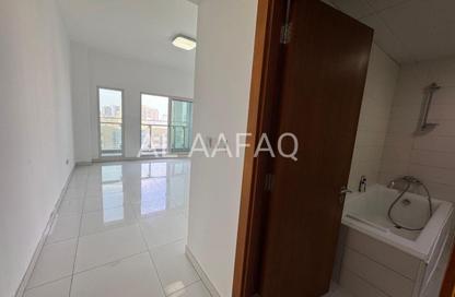 Apartment - 1 Bedroom - 2 Bathrooms for rent in Al Rayyan Complex - Al Nahda - Sharjah