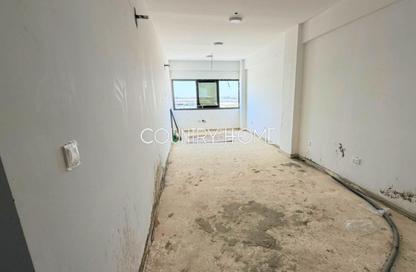 Whole Building - Studio - 1 Bathroom for rent in Al Layan 1 - Saih Shuaib 2 - Dubai Industrial City - Dubai