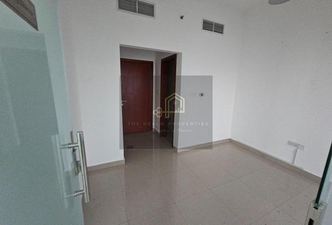 96964629 - Property Image 3