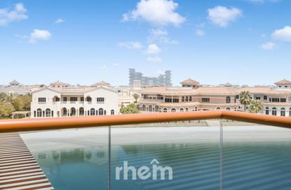 Apartment - Studio - 1 for rent in Palm Views East - Palm Views - Palm Jumeirah - Dubai