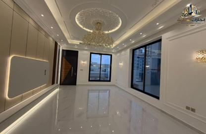 Villa - 5 - 7 for sale in Al Mowaihat 2 - Al Mowaihat - Ajman