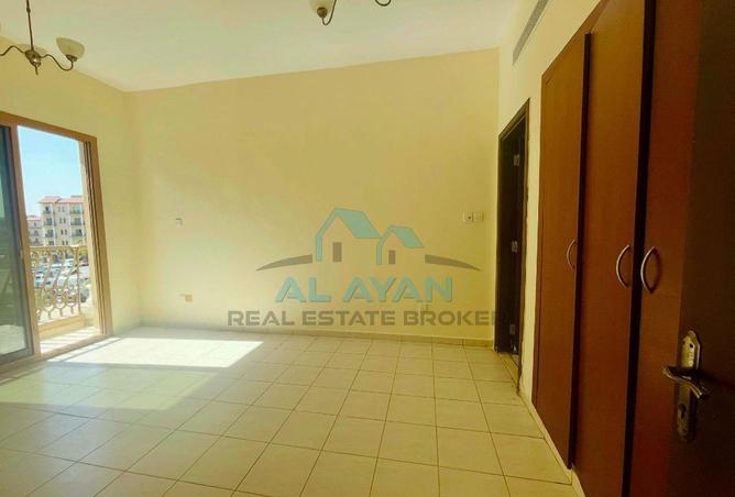 76987003 - Property Image 3