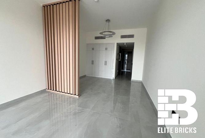 71486787 - Property Image 2