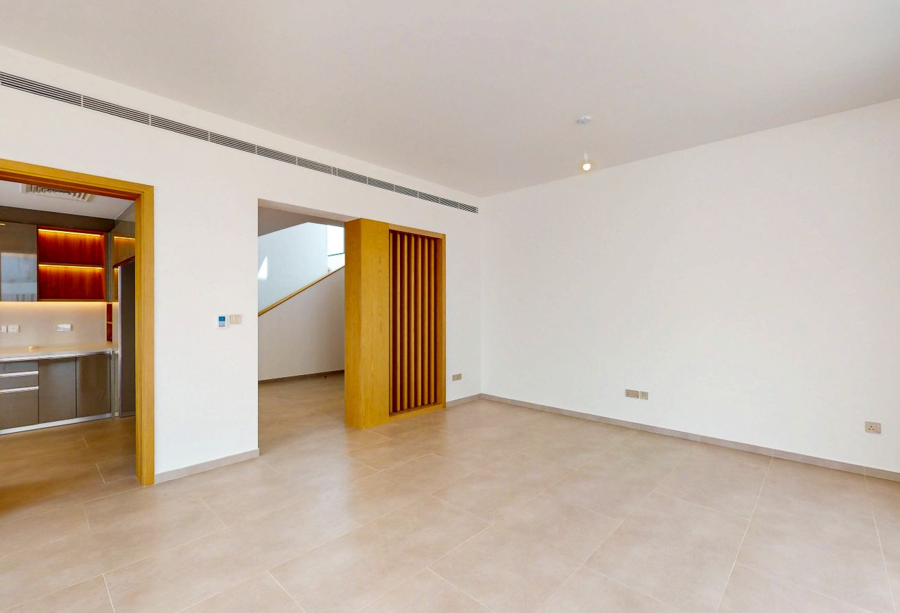 4 bedroom villa in Jebel Ali Village Villas, Jebel Ali: 9