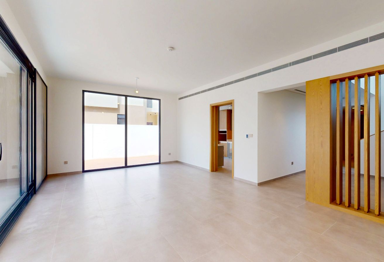 4 bedroom villa in Jebel Ali Village Villas, Jebel Ali: 11