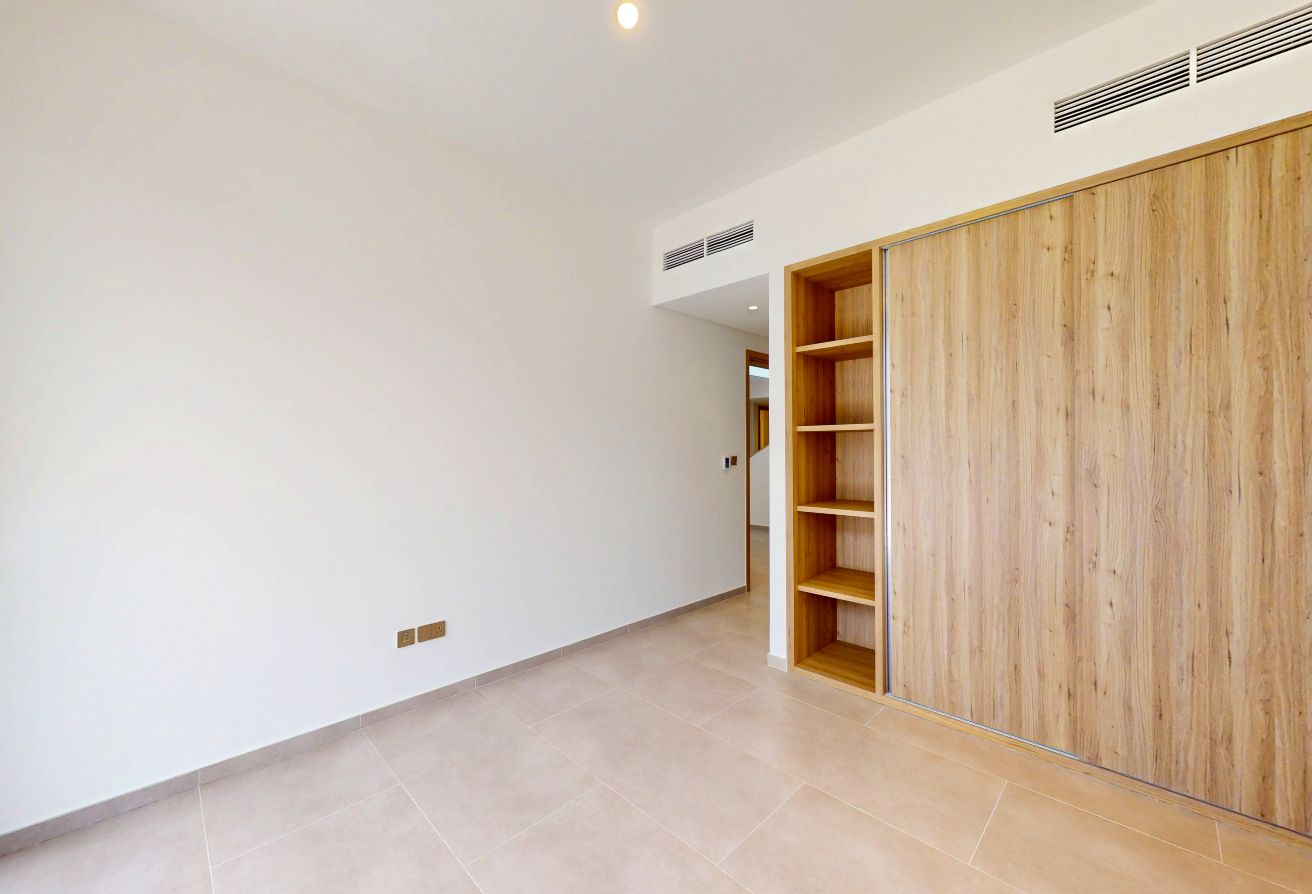 4 bedroom villa in Jebel Ali Village Villas, Jebel Ali: 14