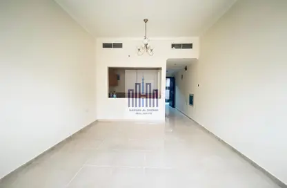 شقة - 1 حمام للايجار في طريق فاير ستاشن - مويلح - الشارقة