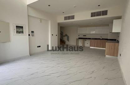Townhouse - 3 Bedrooms - 5 Bathrooms for rent in Rukan Lofts - Rukan - Dubai Land - Dubai