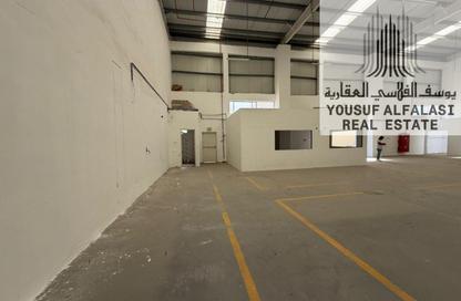 Warehouse - Studio - 2 Bathrooms for rent in Umm Dir - Umm Al Quwain