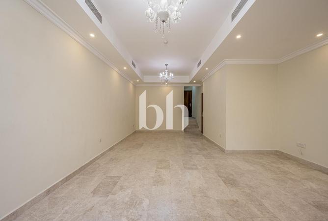 87451557 - صورة العقار 2