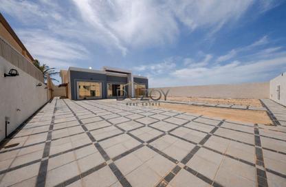 Villa - 4 Bedrooms - 5 Bathrooms for rent in Al Quoz 1 Villas - Al Quoz 1 - Al Quoz - Dubai Villa - 4 Bedrooms - 5 Bathrooms for rent in Al Quoz 1 Villas - Al Quoz 1 - Al Quoz - Dubai