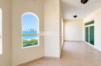 Apartment - 2 - 2 for rent in Al Khudrawi - Shoreline Apartments - Palm Jumeirah - Dubai