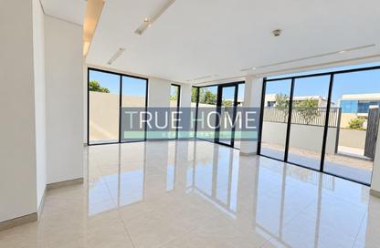 Villa - 4 - 6 for sale in Al Zahia - Muwaileh Commercial - Sharjah