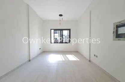 شقة - 1 حمام للايجار في ساحة الكرامة - الكرامة - دبي