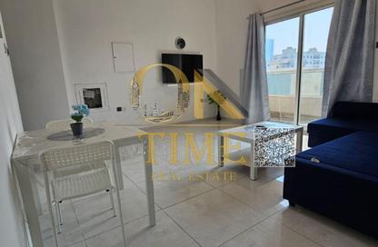 Apartment - 1 Bedroom - 2 Bathrooms for rent in Ajman Corniche Residences - Ajman Corniche Road - Ajman