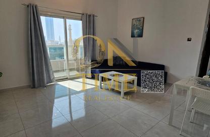 Apartment - 1 Bedroom - 2 Bathrooms for rent in Ajman Corniche Residences - Ajman Corniche Road - Ajman