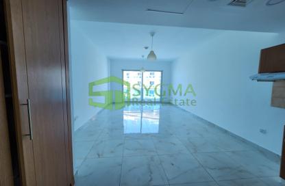 Apartment - Studio - 1 Bathroom for sale in Lago Vista A - Lago Vista - Dubai Production City (IMPZ) - Dubai