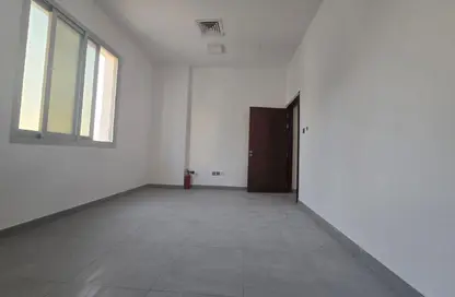 شقة - غرفة نوم - 1 حمام للايجار في بناية النافورة 1 - 2  الروضة - الروضة - عجمان