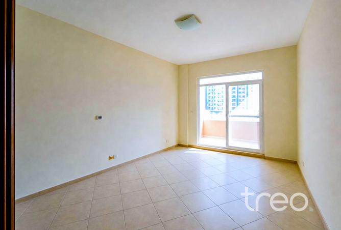 136554440 - Property Image 3