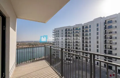 Apartment - Studio - 1 Bathroom for rent in Waters Edge - Yas Island - Abu Dhabi